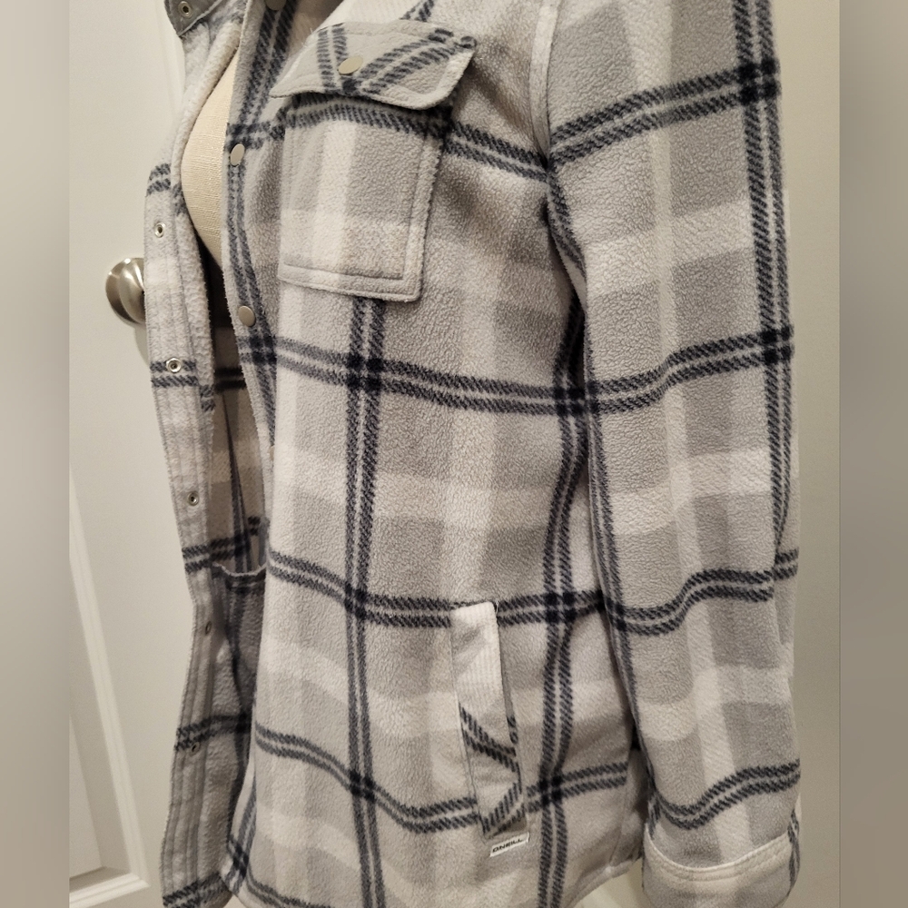 O'Neill Shacket - Picture 5 of 7